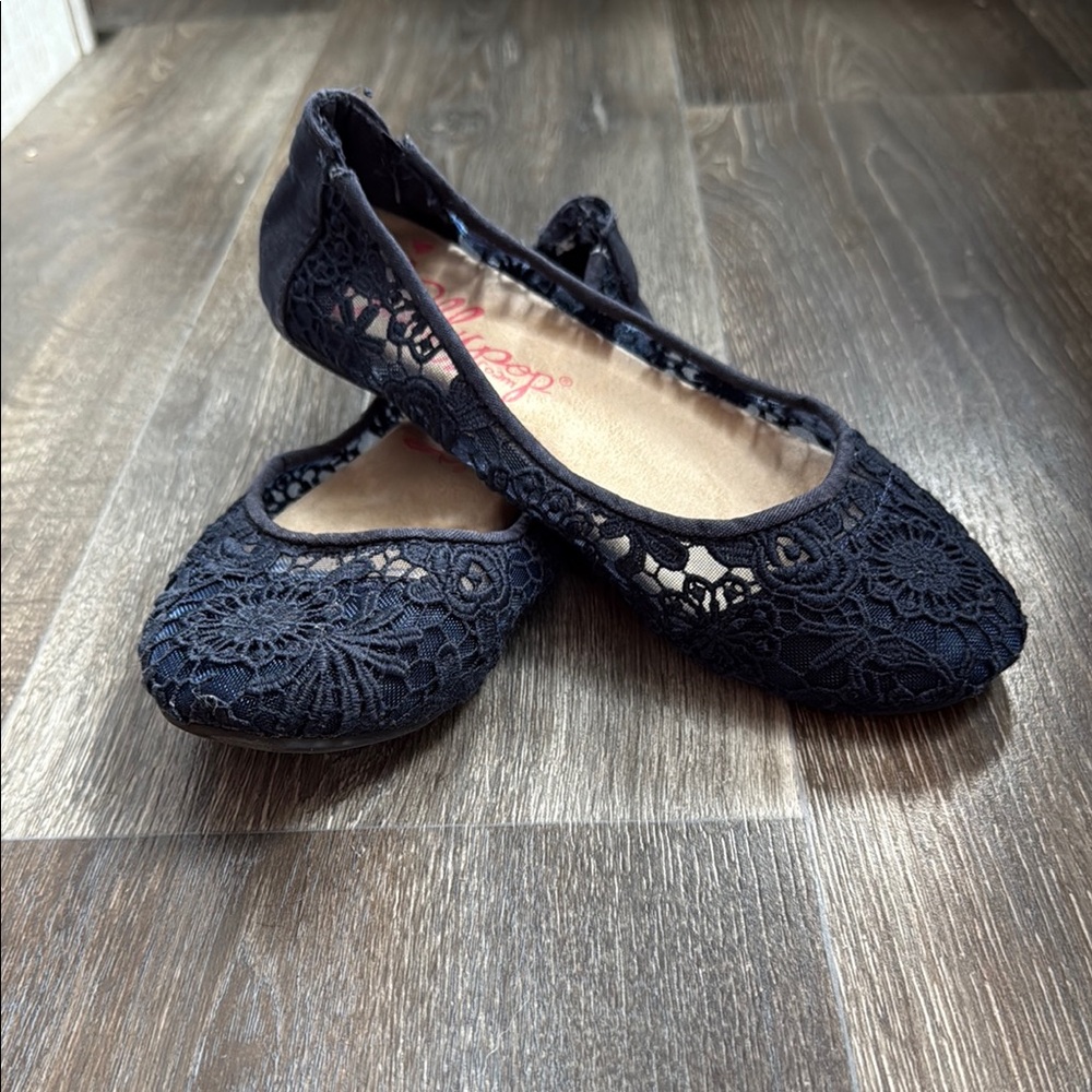 As. 6.5 Jellypop Navy Blue Crochet Flats for Casual Elegance
